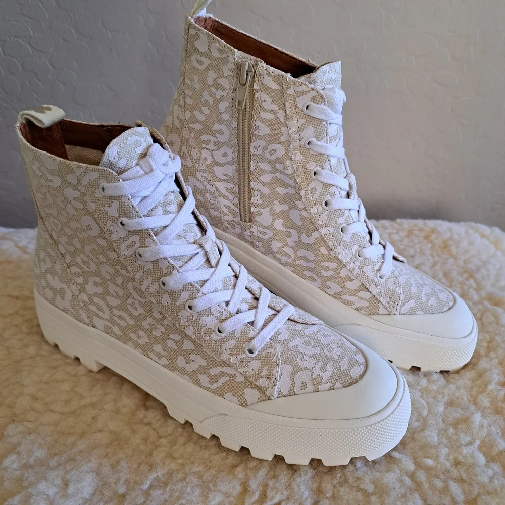 Lucky Brand Women's Eisley Causal High Top Sneaker - Picture 3 of 12